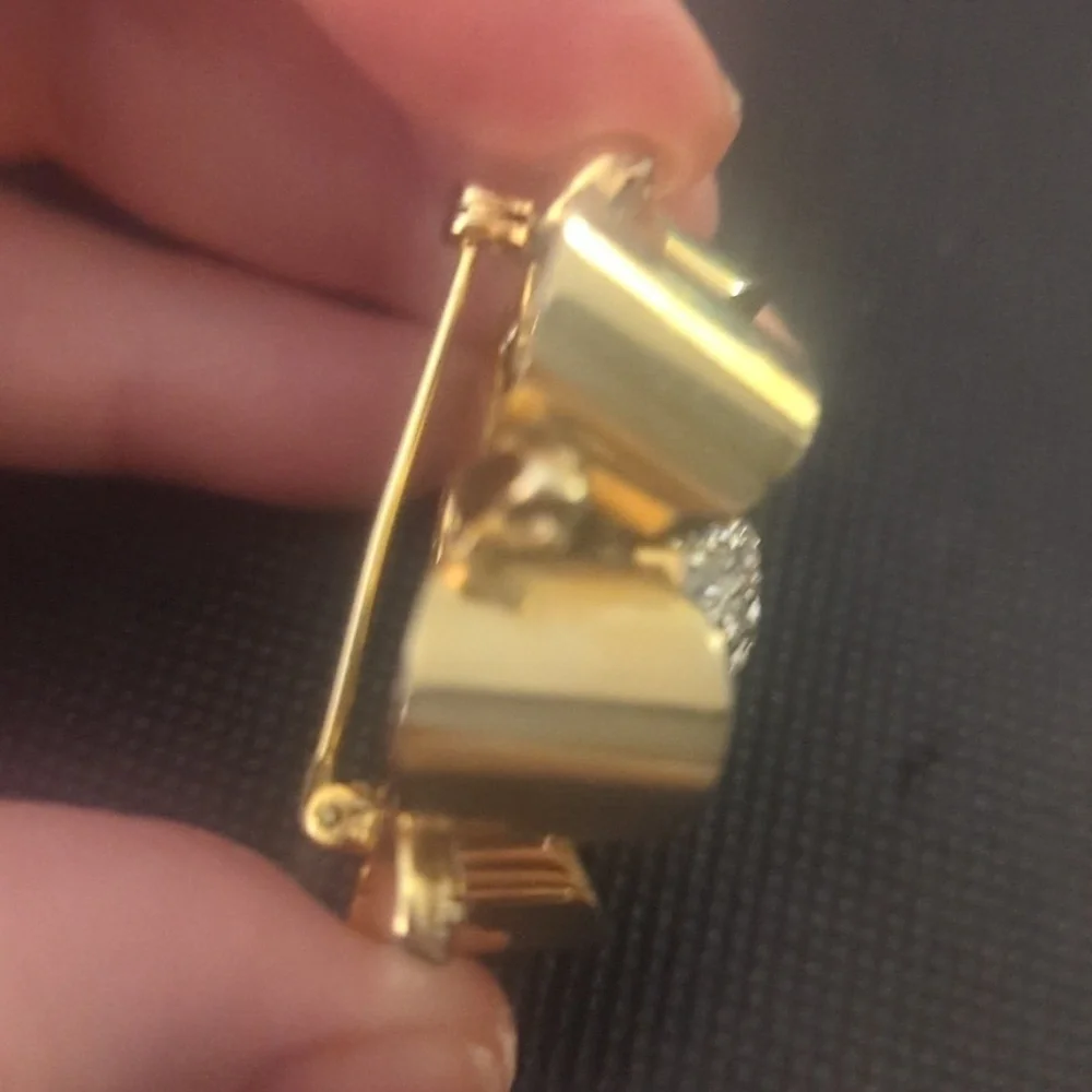 Vintage Mid century Kramer Brooch